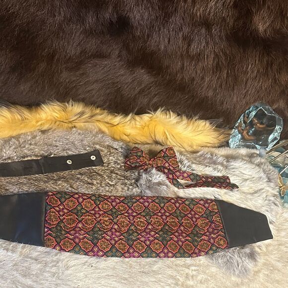 Carrot & Gibbs cumber-bun & bow tie set OS (6024A)